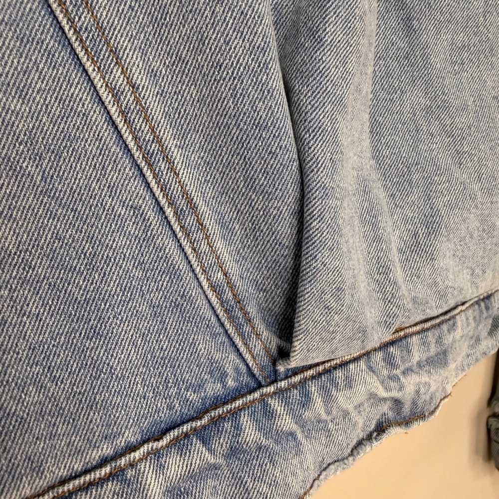 #163 SIGNATURE EIGHT Distressed Jacket PTP: 24.5" Oversized shredded Denim - Picture 11 of 12